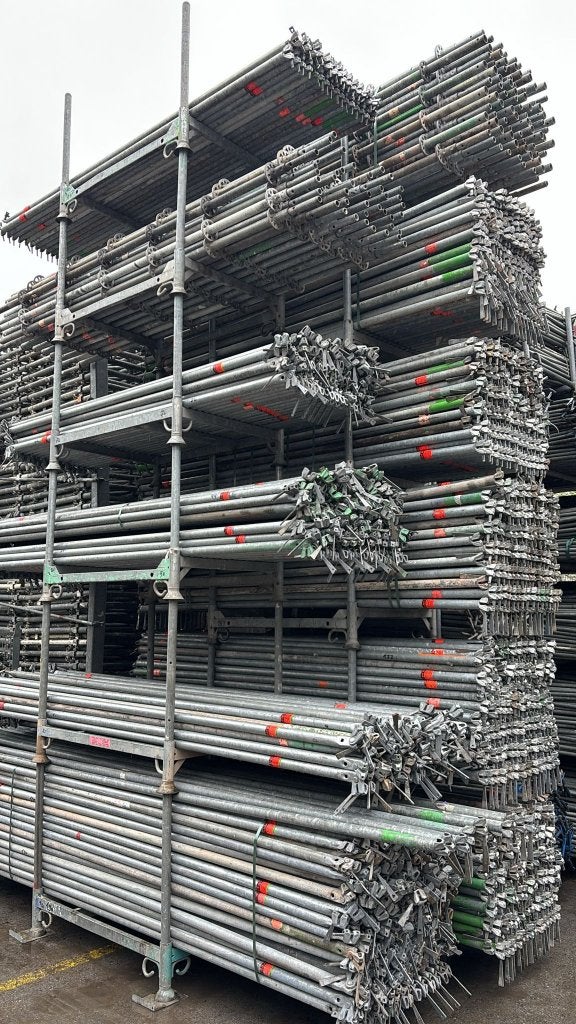 Gebrauchtes Layher Allround **55% Rabatt**, Ophalen of Verzenden, Zo goed als nieuw, Rolsteiger of Kamersteiger, 5 meter of hoger