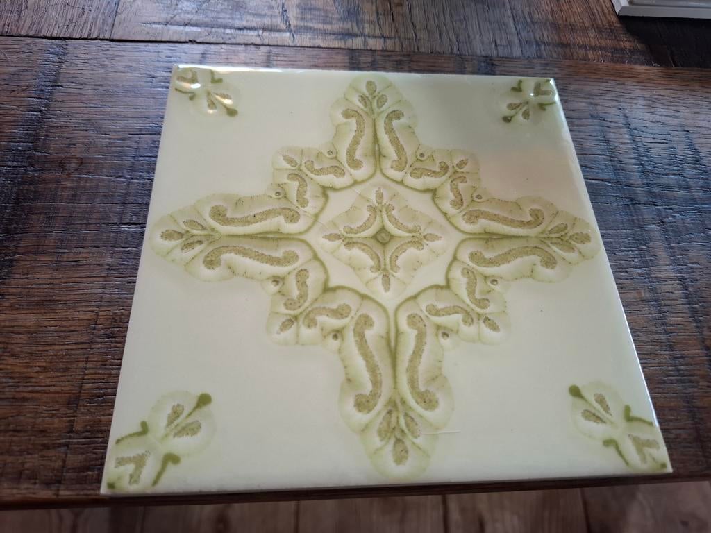 Decoratieve tegel met groen patroon, Ophalen of Verzenden