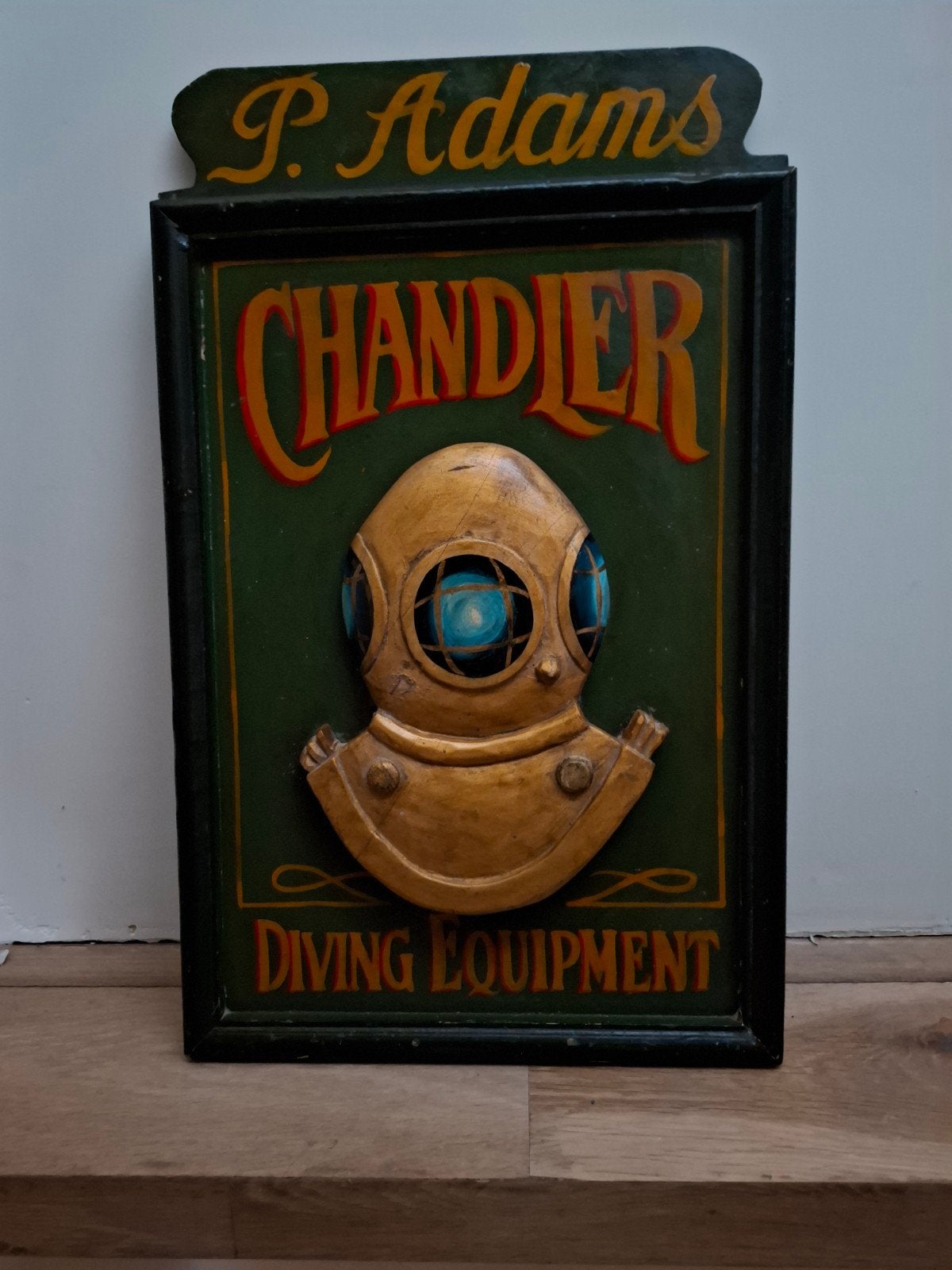 Vintage P. Adams Chandlier Diving Equipment Houten Bord, Antiek en Kunst, Ophalen