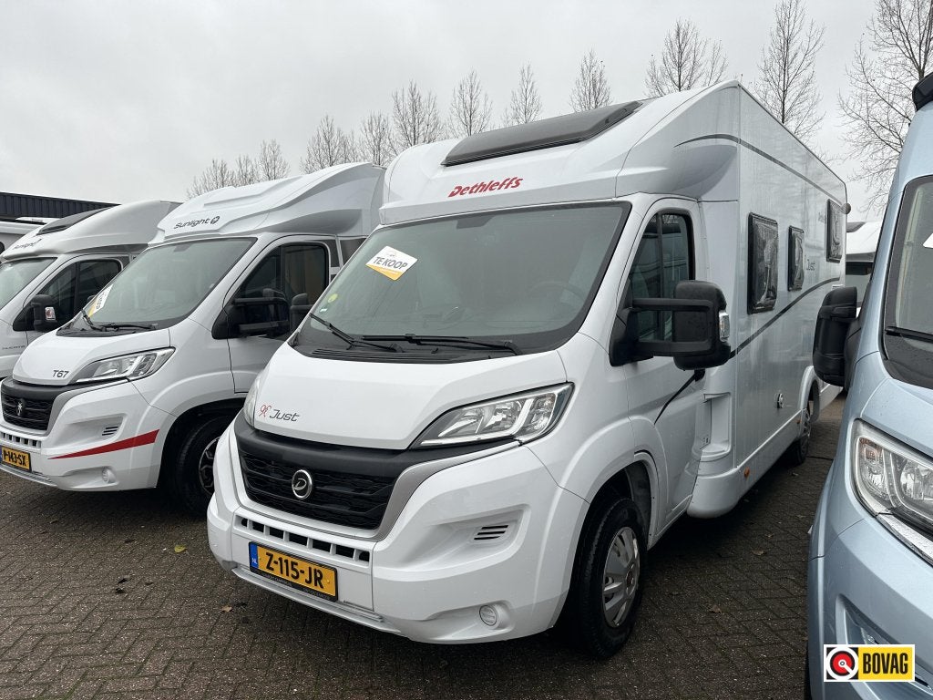 Dethleffs Just 7052 DBM dakairco, Caravans en Kamperen, Ringverwarming, Dethleffs, L-zit, Half-integraal