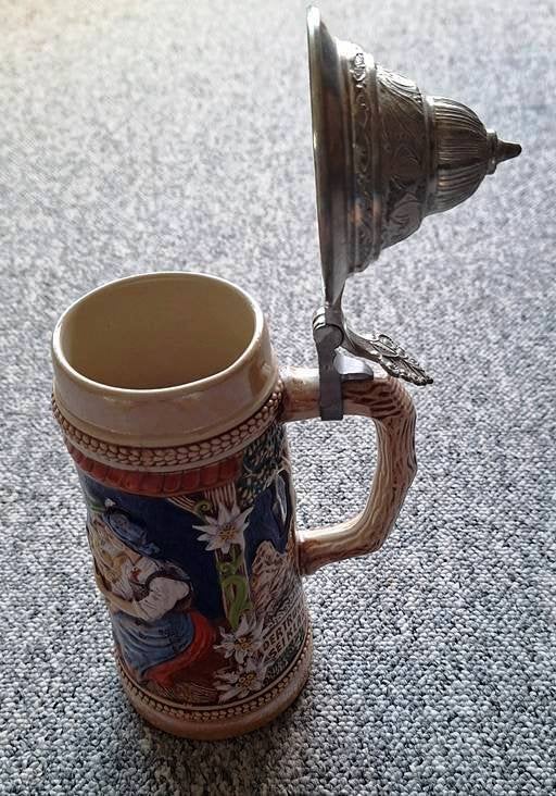 Te koop: Duitse stenen bierpul met deksel., Verzamelen, Ophalen of Verzenden, Zo goed als nieuw, Pul(len), Overige merken