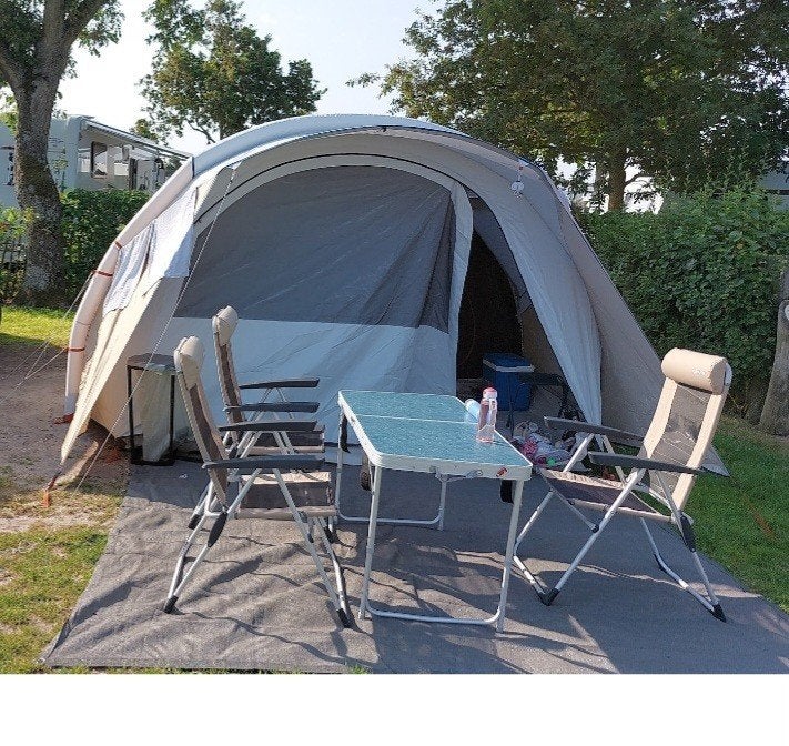 Complete Campinguitrusting: Tent, meubels, kookgerei & meer!, Ophalen