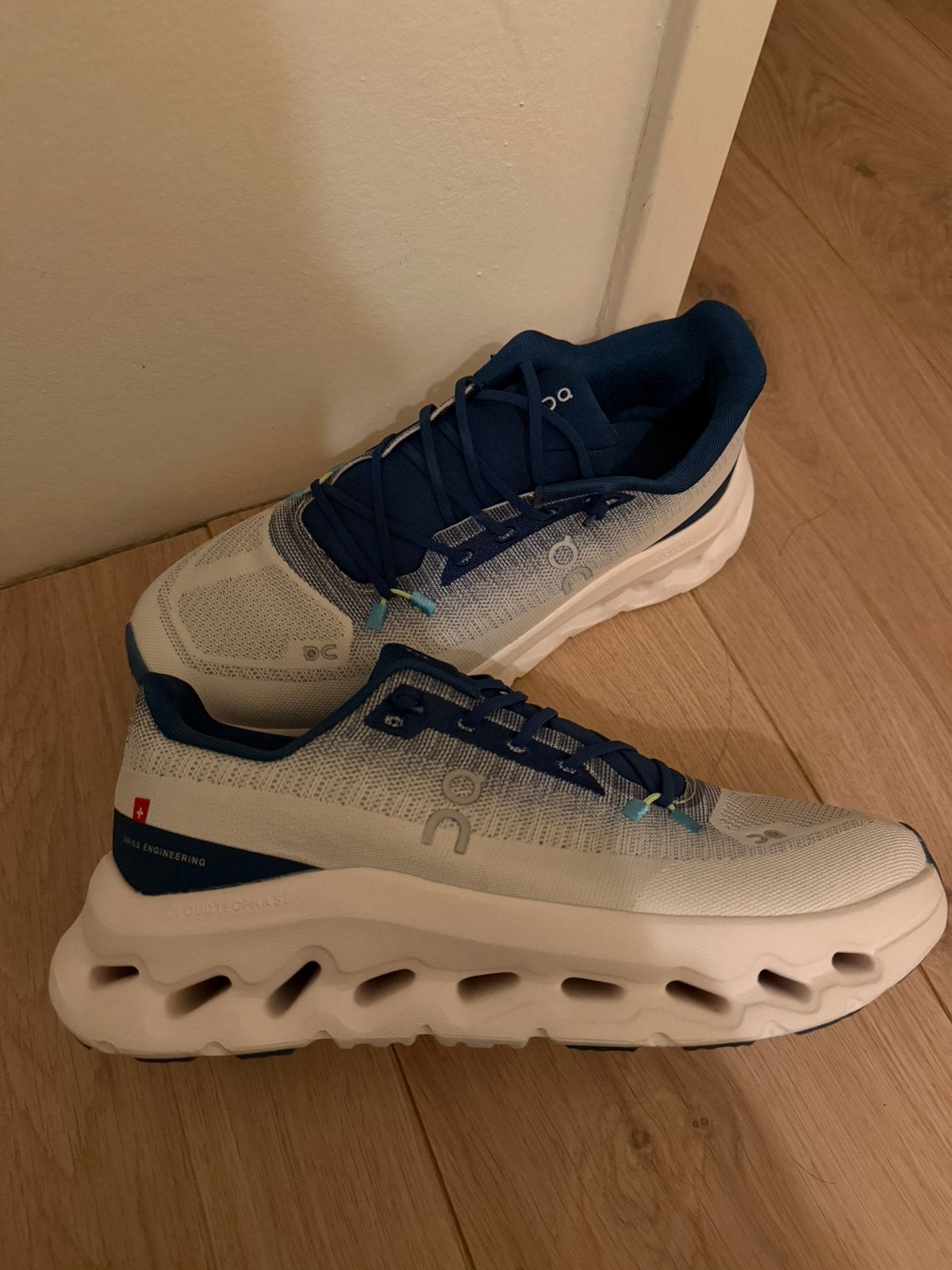 on cloud maat 41, Ophalen, Blauw, Sportschoenen, Nieuw