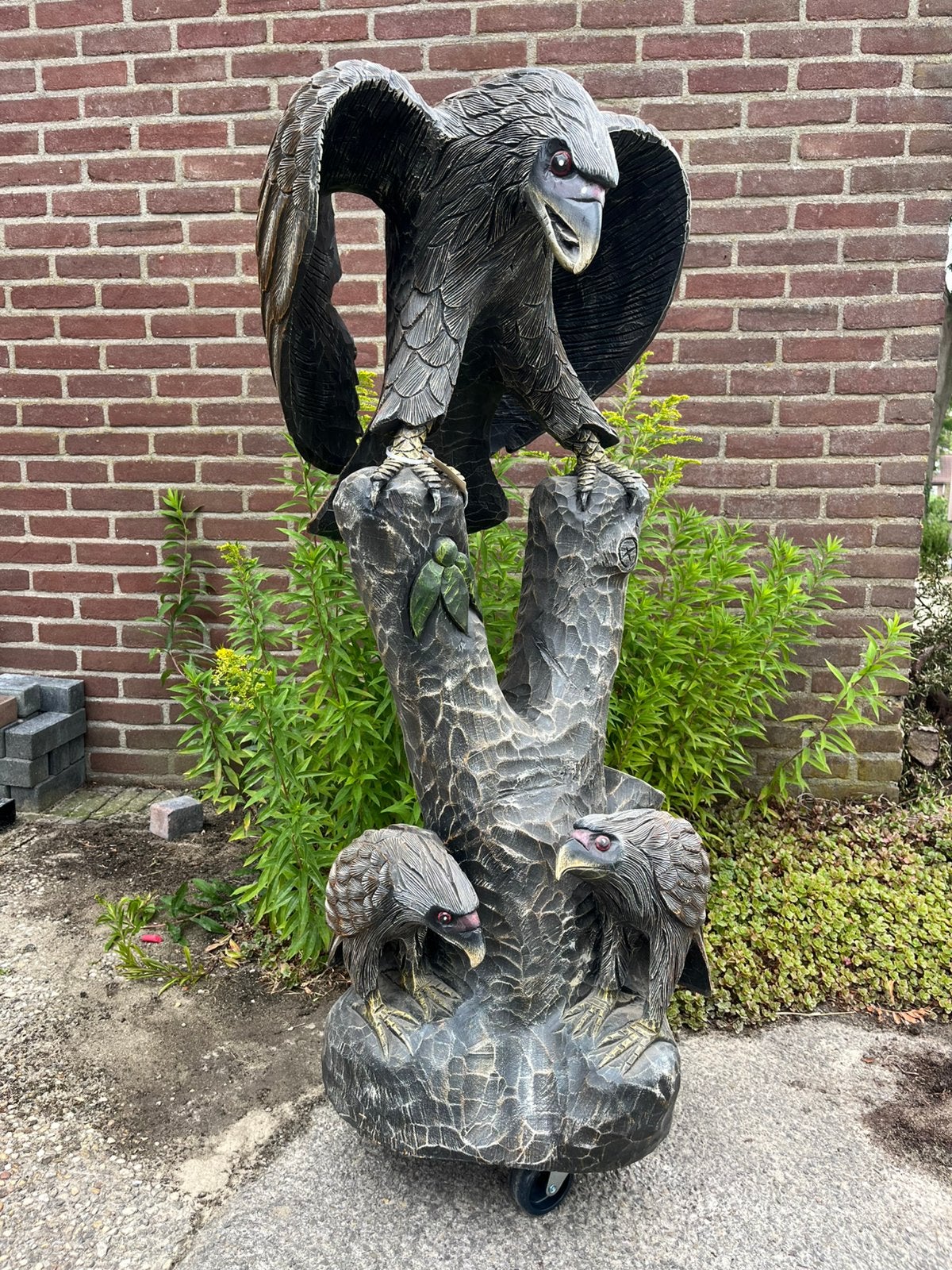 Uniek houtsnijwerk van adelaar met 2 jongen, Ophalen, Houtsnijwerk, Handgemaakt, 1 meter - 2 meter
