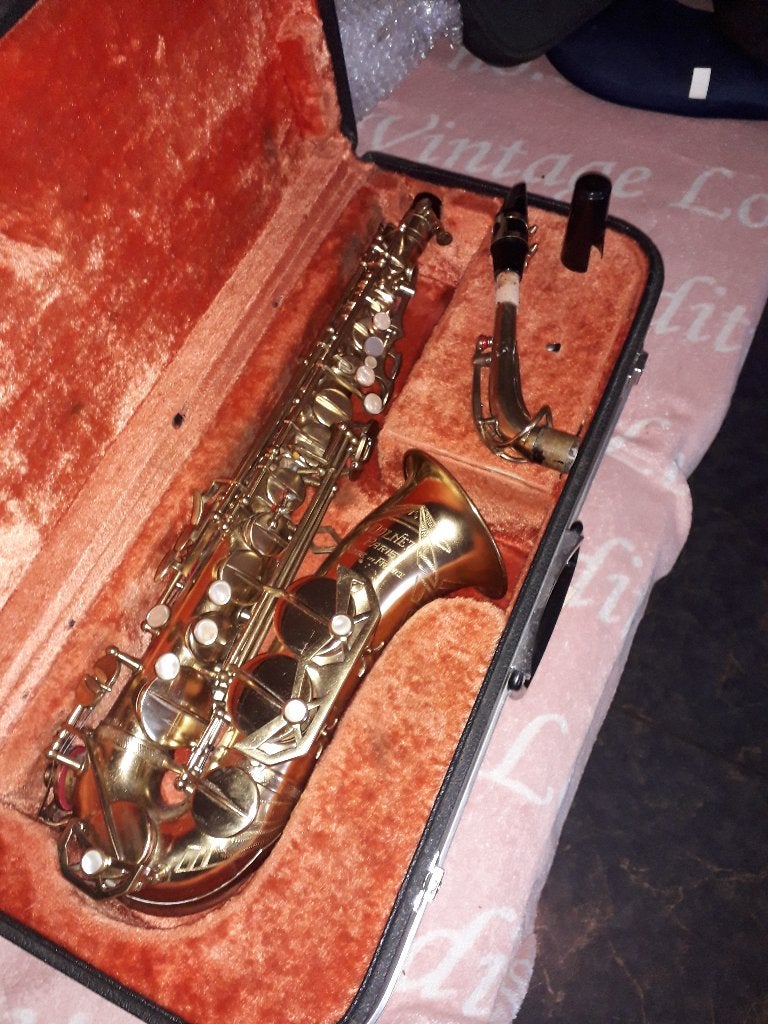 saxofoon, Ophalen of Verzenden, Zo goed als nieuw, Alt, Met koffer