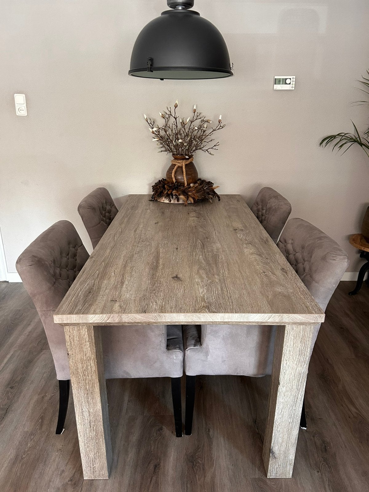 Eettafel inclusief 4 stoelen., Ophalen, Zo goed als nieuw, 4 tot 6 stoelen
