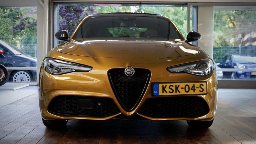 Alfa Romeo Giulia 2.0 T Veloce AWD Gt Junior | 280 PK | Pano, Automaat, 745 kg, Euro 6, Bedrijf