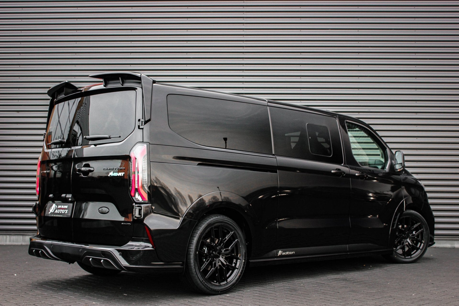 Ford TRANSIT CUSTOM 320 2.0 TDCI L2H1 MS-RT DC AWD DUBBEL CA, Automatische klimaatregeling, 4 cilinders, Zwart, Bedrijf