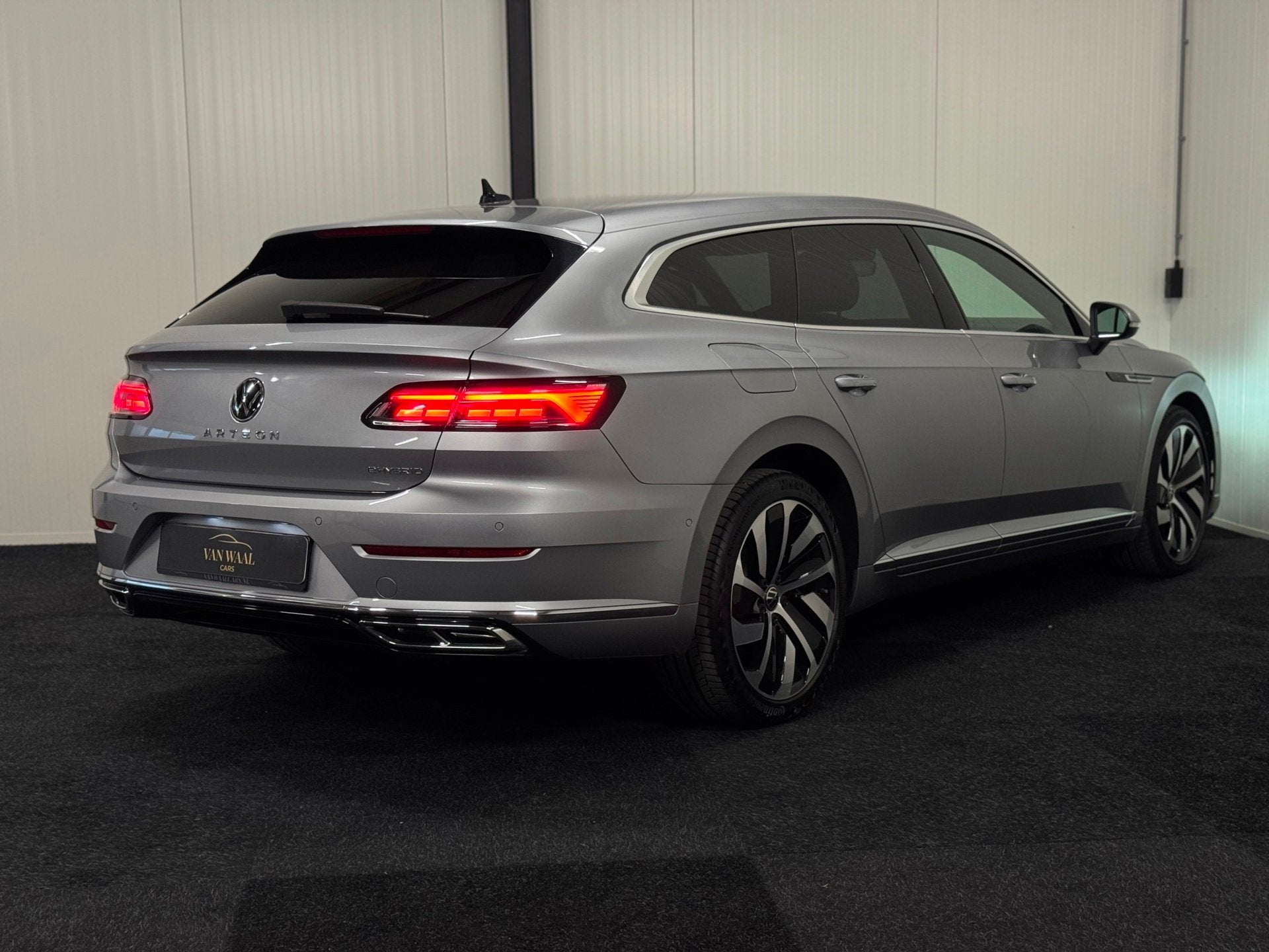 Volkswagen Arteon Shooting Brake 1.4 TSI eHybrid R-Line 2021, Auto's, Gebruikt, Plug-in hybride, 1709 kg, Hybride Elektrisch/Benzine