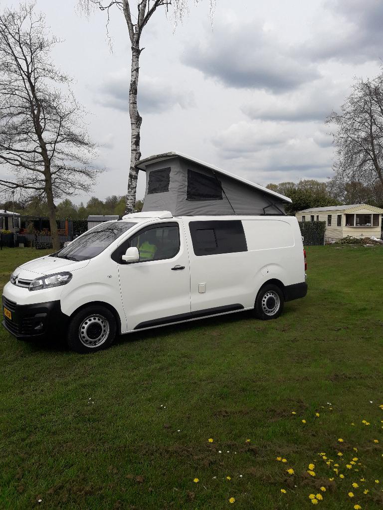 Buscamper Camperbus bouw 2017., Caravans en Kamperen, Campers, Automaat, Koelkast, 7 tot 12 maanden geleden, Diesel