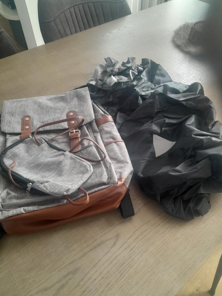 Rugzak, Ophalen, Hard kunststof, Nieuw, Minder dan 50 cm