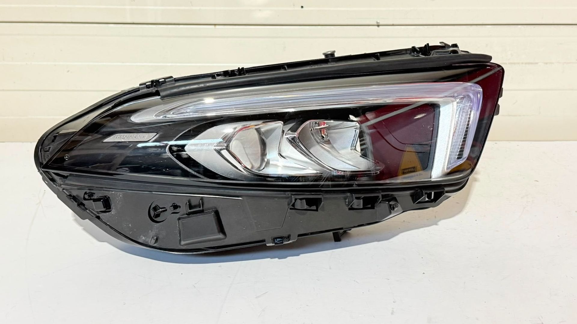 Mercedes-Benz A-klasse W177 LED koplamp rechts A1779064803, Gebruikt, Mercedes-Benz AG, Mercedes-Benz, Ophalen of Verzenden
