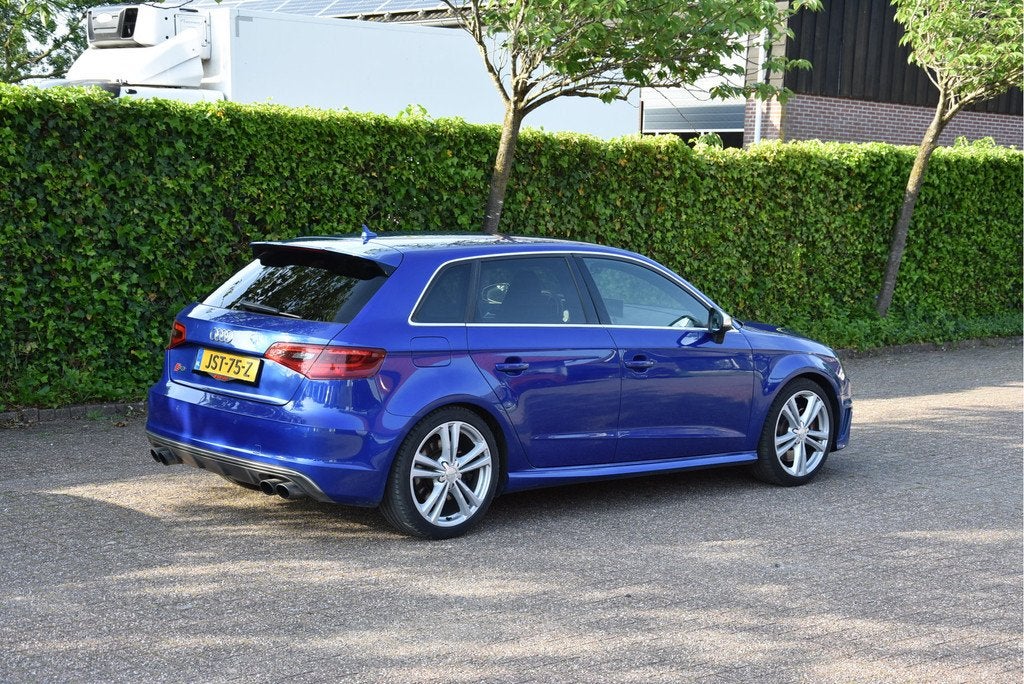 Audi S3 Sportback B&O sportstoelen dealer onderhouden, Automaat, S3, 4 cilinders, 1984 cc