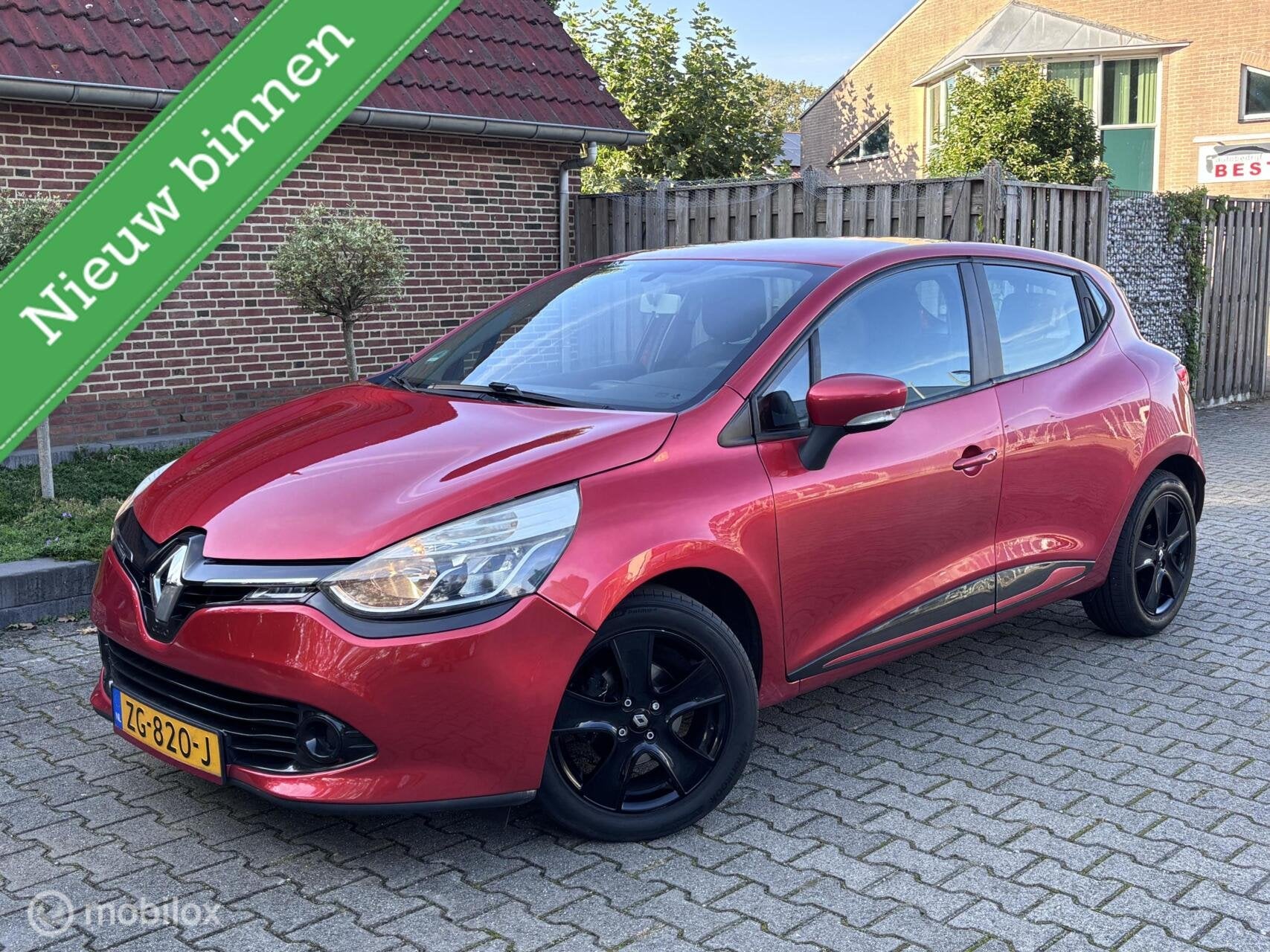 Renault Clio 1.2 16V Airco / Navigatie / cruise-contr., Voorwielaandrijving, Euro 5, Stof, Gebruikt