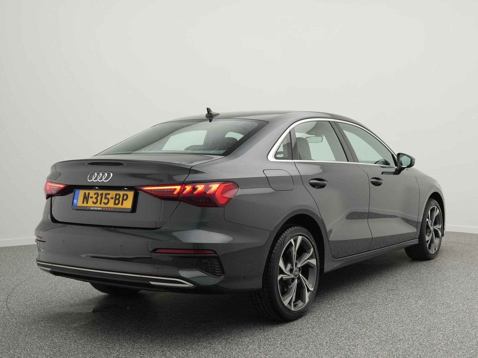 Audi A3 Limousine 30 TFSI Advanced edition 110 PK Automaat |, Stof, Gebruikt, Automatische klimaatregeling, Origineel Nederlands