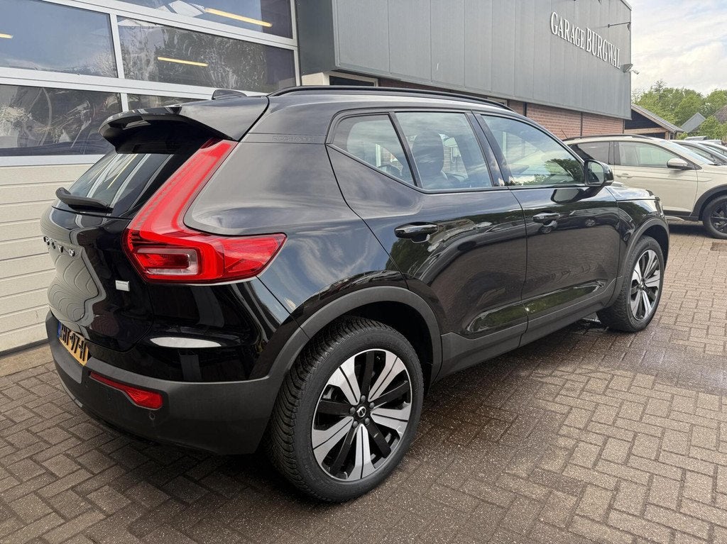 Volvo XC40 Recharge Core 70 kWh SOH 93% *ALL-IN PRIJS*, 12 maanden, Stof, Gebruikt, Zwart
