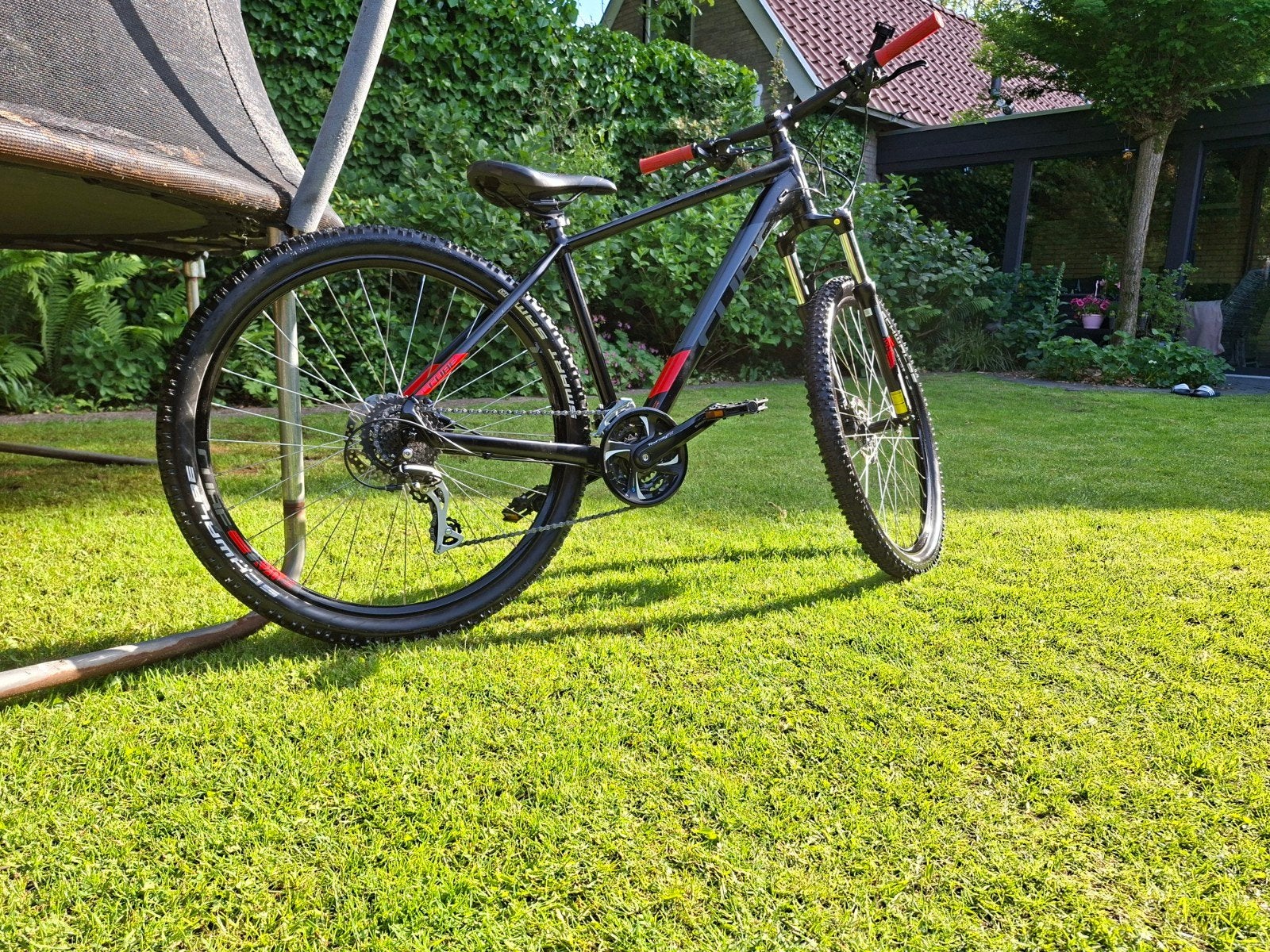 Cube Aim Race HPA ARG. 27,5 inch.Vanaf 10jaar ong als nieuw., Fietsen en Brommers, Ophalen, Zo goed als nieuw, 26 inch of meer