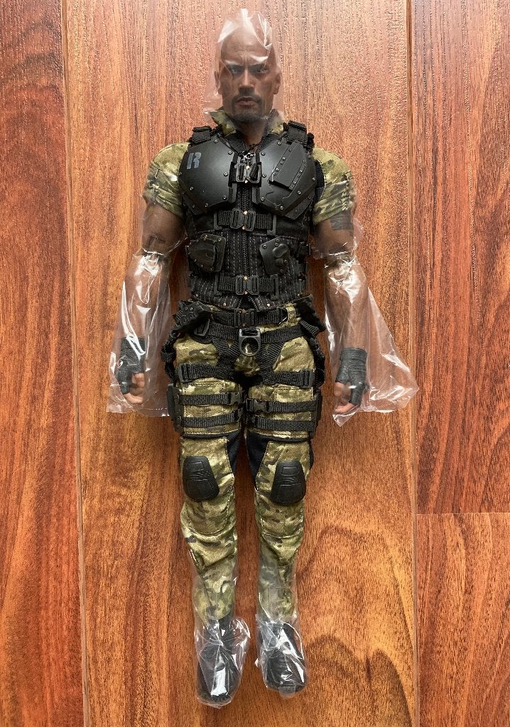 Hot Toys GI Joe Retaliation Roadblock MMS199 30 cm, Ophalen of Verzenden, Zo goed als nieuw