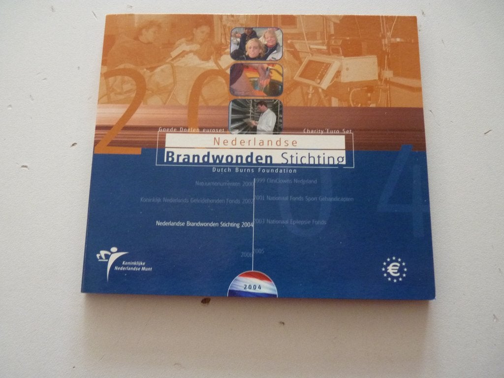 UNC muntset van 2004, Verzenden, Koningin Beatrix, Euro's, Setje