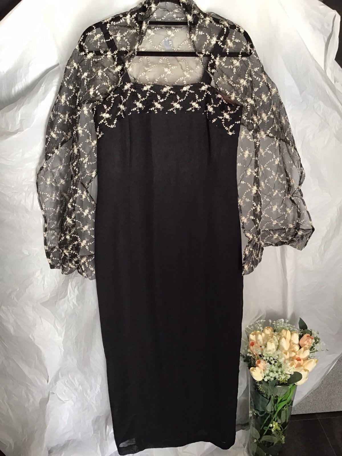 Elegant Zwarte Jurk met Geborduurde Bolero Maat 38, Maat 38/40 (M), Verzenden, Zwart, Zo goed als nieuw