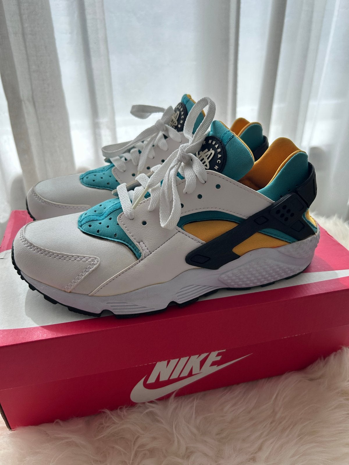 Nike Air Huarache 2015 - Maat 40,5, Wit, Ophalen of Verzenden, Sneakers of Gympen, Zo goed als nieuw