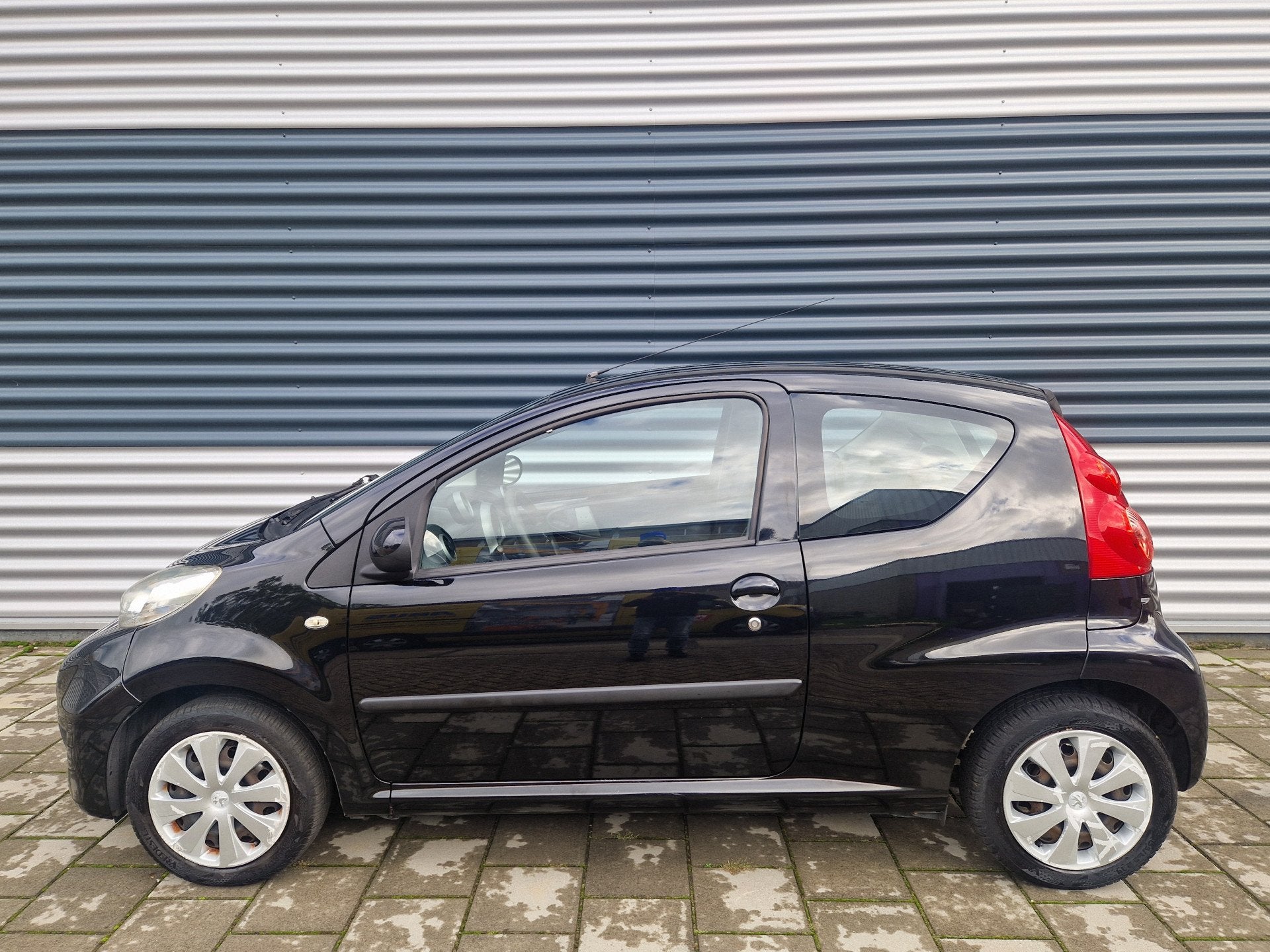Peugeot 107 1.0-12V XS Airco ,NAP complete onderhoudshistori, Voorwielaandrijving, Euro 5, Gebruikt, 4 stoelen