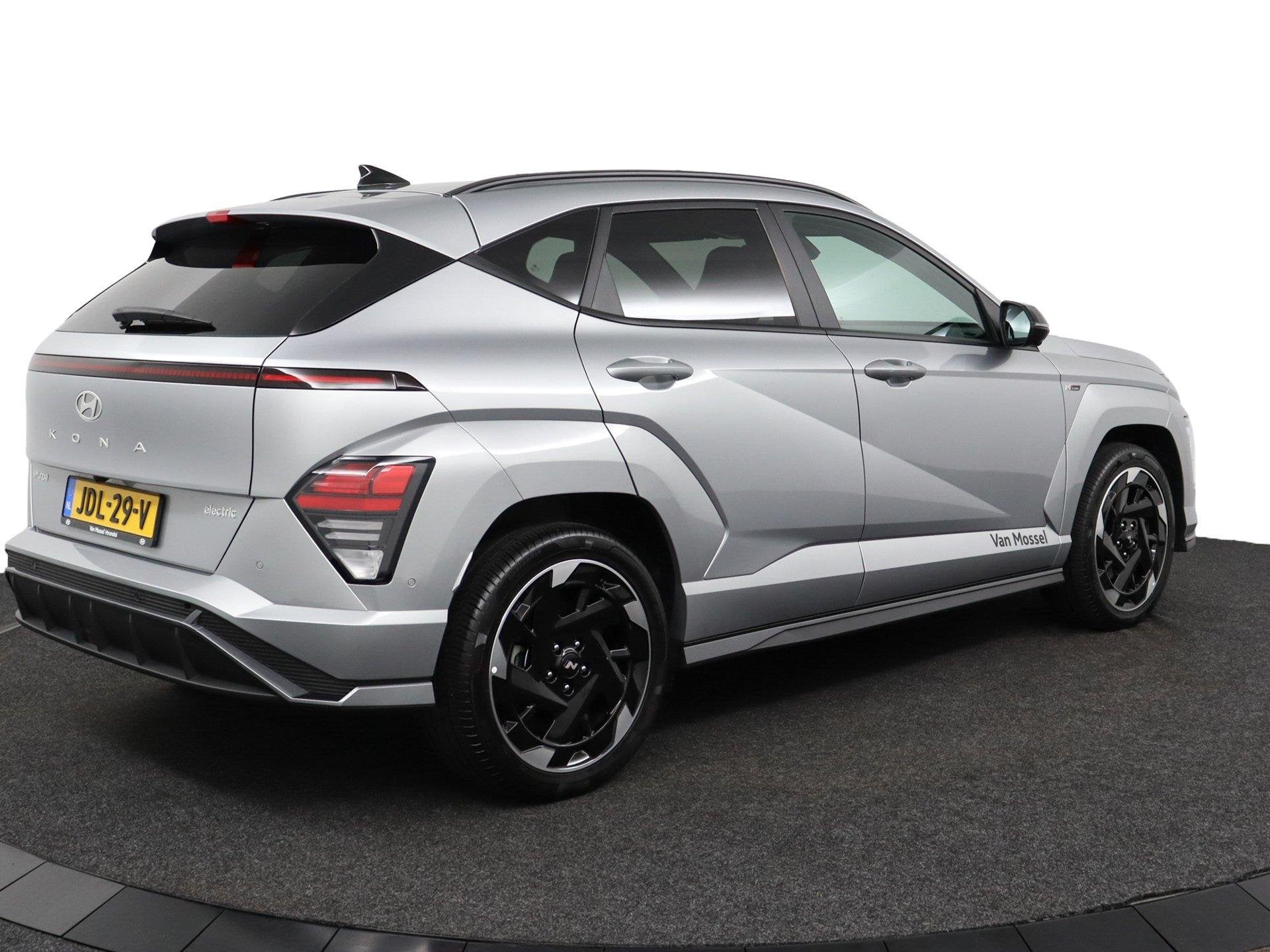 Hyundai Kona Electric N Line 65.4 kWh, 12 maanden, 750 kg, Lichtsensor, 300 kg
