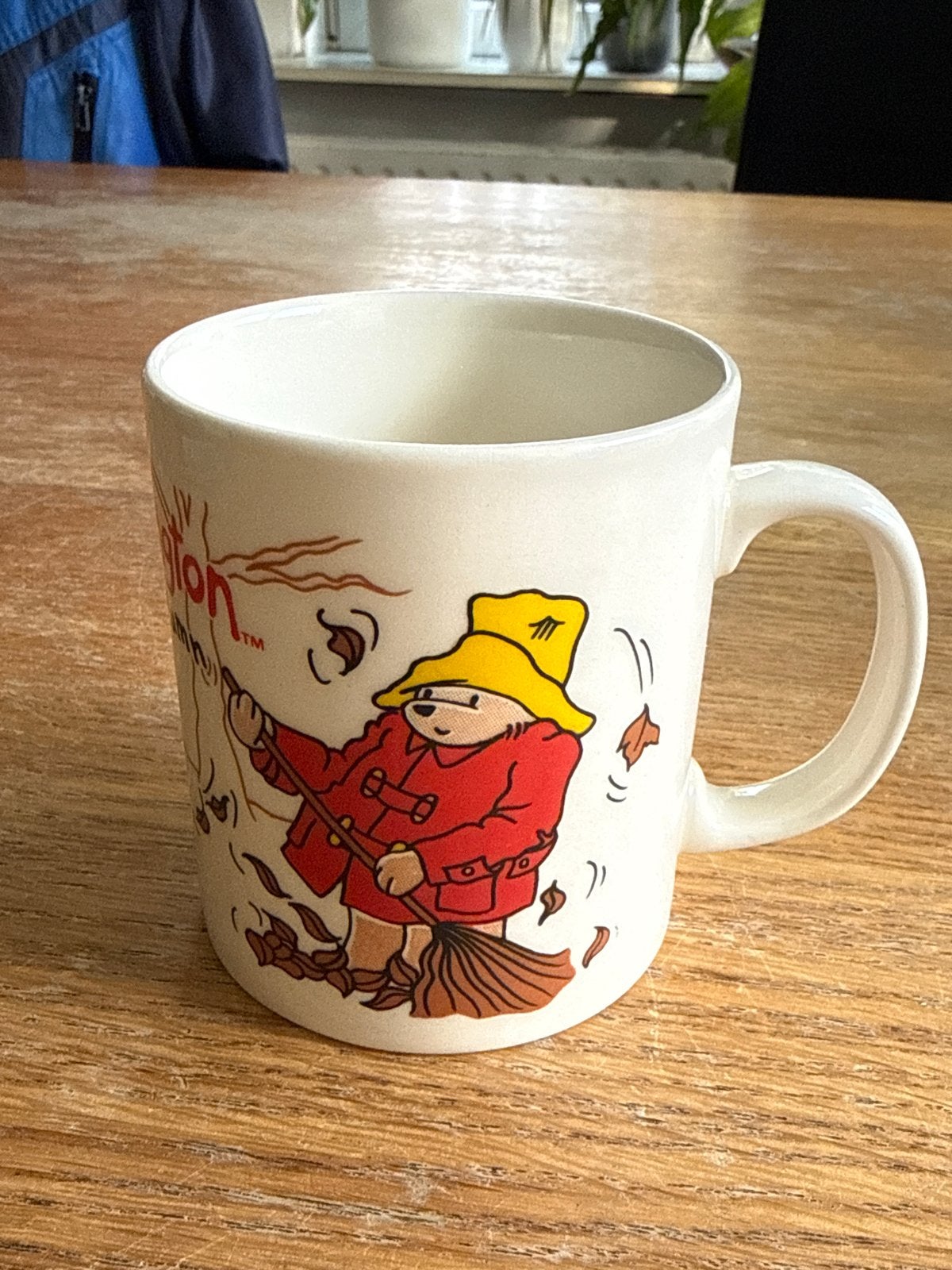 Vintage Paddington Beer Autumn Mok - Douwe Egberts, Overige merken, Keramiek, Vintage, Zo goed als nieuw