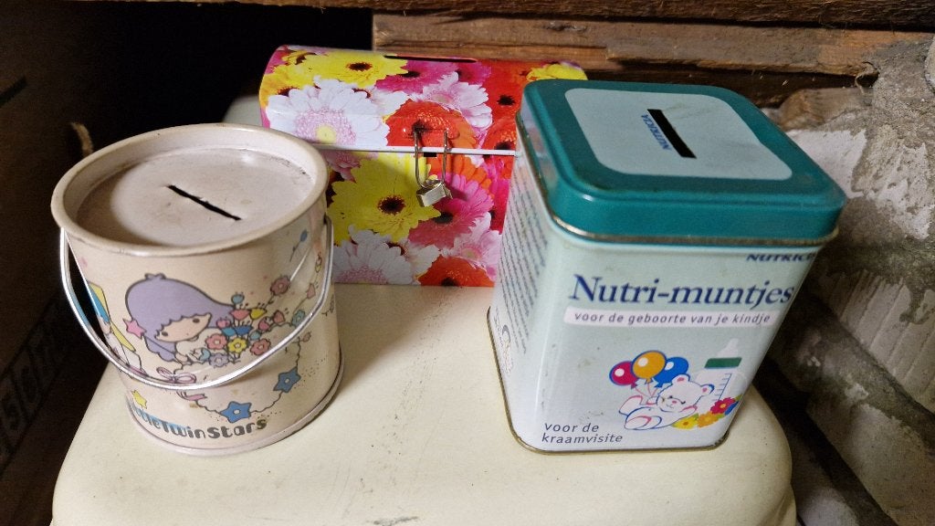 spaarpotjes van blik, Ophalen of Verzenden, Gebruikt, Metaal of Blik, Overige thema's