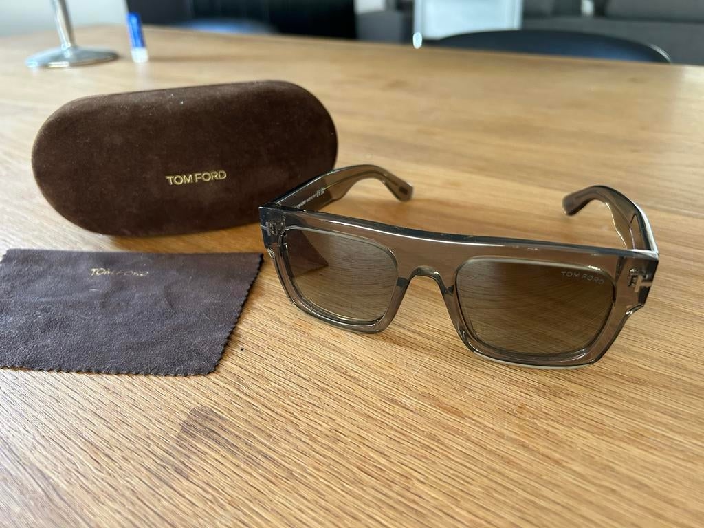 Tom Ford Fausto TF 711 47Q - Zeer goede staat, Sieraden, Tassen en Uiterlijk, Overige merken, Zonnebril, Ophalen of Verzenden