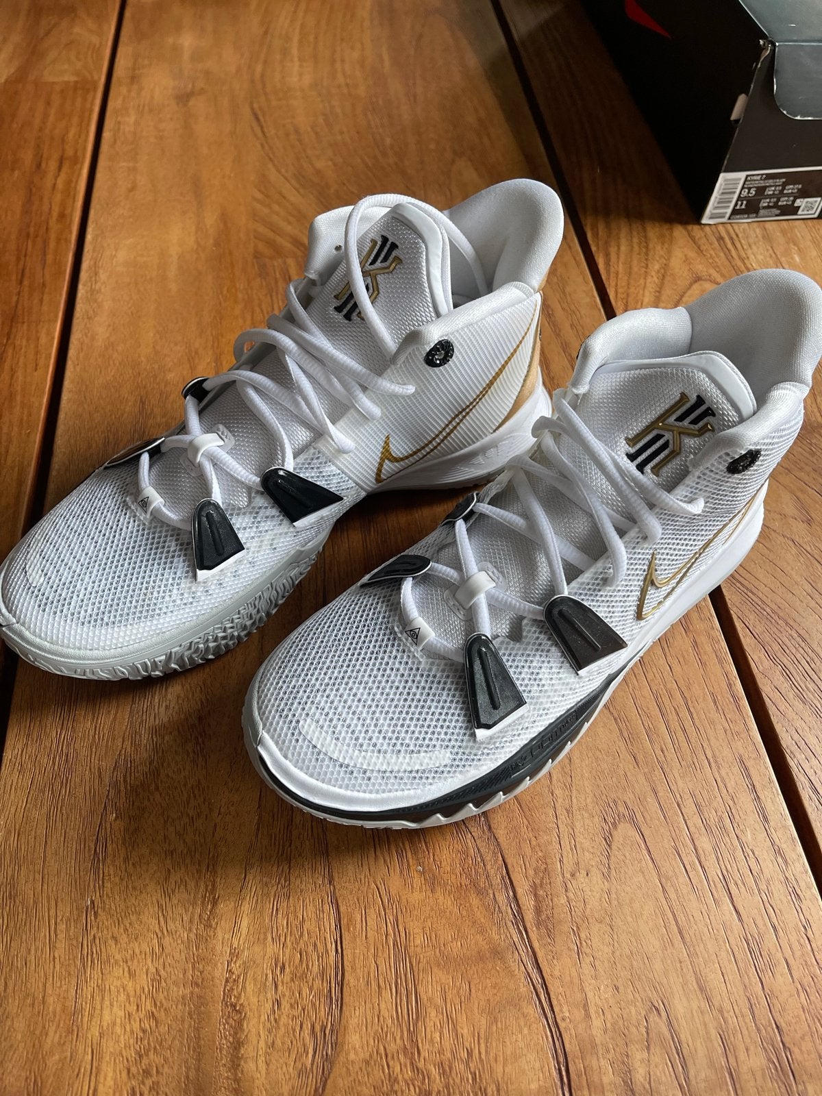 Nike Kyrie 7 final rings maat 43, Ophalen of Verzenden, Nieuw, Wit, Sneakers of Gympen