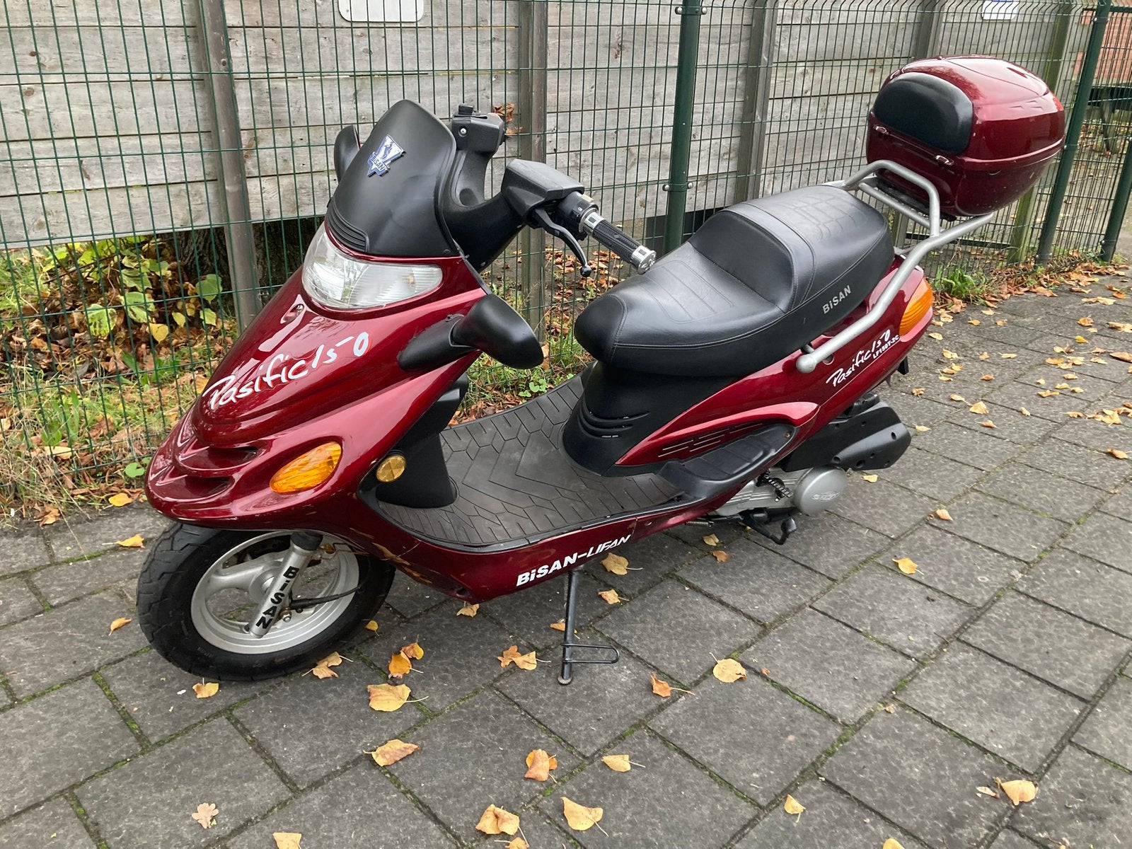 Scooter Bisan Lifan Pacific 150, Ophalen, Gebruikt, Benzine