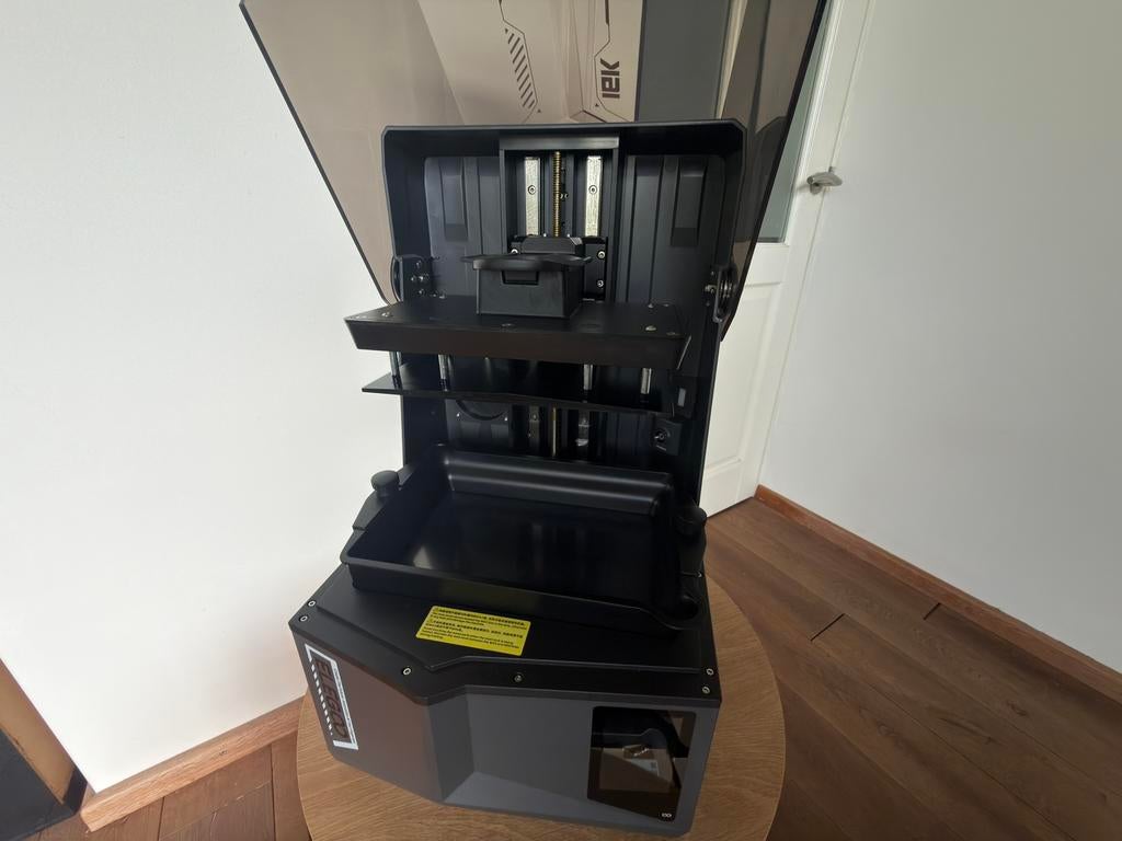 Elegoo Saturn Ultra 4 16K Resin 3D Printer zo goed als nieuw, Computers en Software, 3D Printers, Ophalen, Ingebouwde Wi-Fi, Zo goed als nieuw