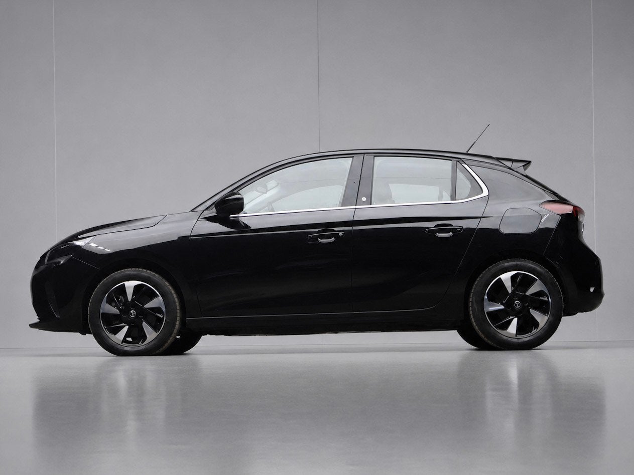 Opel Corsa-e Elegance 50 kWh Sport (APPLE CARPLAY,NAVI,PDC,D, Auto's, Opel, 330 km, 136 pk, Gebruikt, Zwart