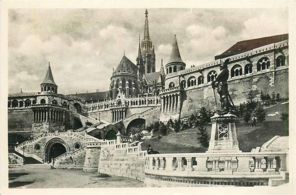 381-466-009 Budapest Fisherman's Bastion, Verzamelen, Ansichtkaarten | Buitenland, Verzenden, Voor 1920, Overig Europa