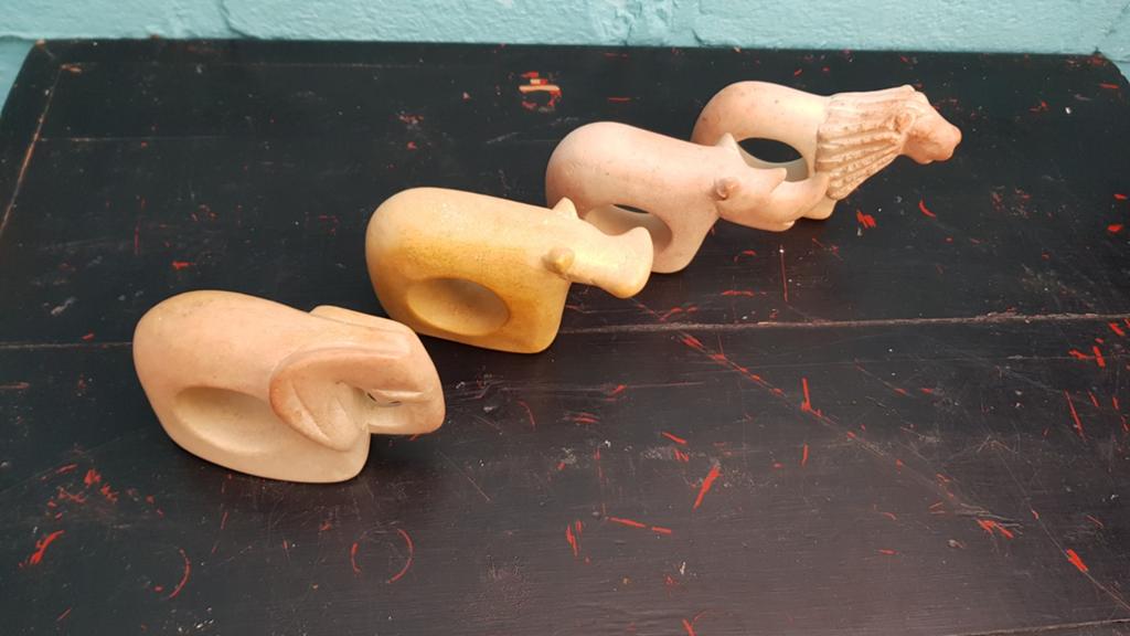 4 vintage servetringen afrikaanse dieren speksteen, Overige typen, Overige onderwerpen, Minder dan 20 cm, Ophalen of Verzenden