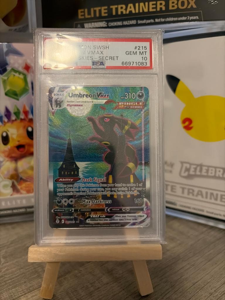 Umbreon VMAX Alt Art PSA 10 - Evolving Skies, Hobby en Vrije tijd, Verzamelkaartspellen | Pokémon, Ophalen of Verzenden, Zo goed als nieuw