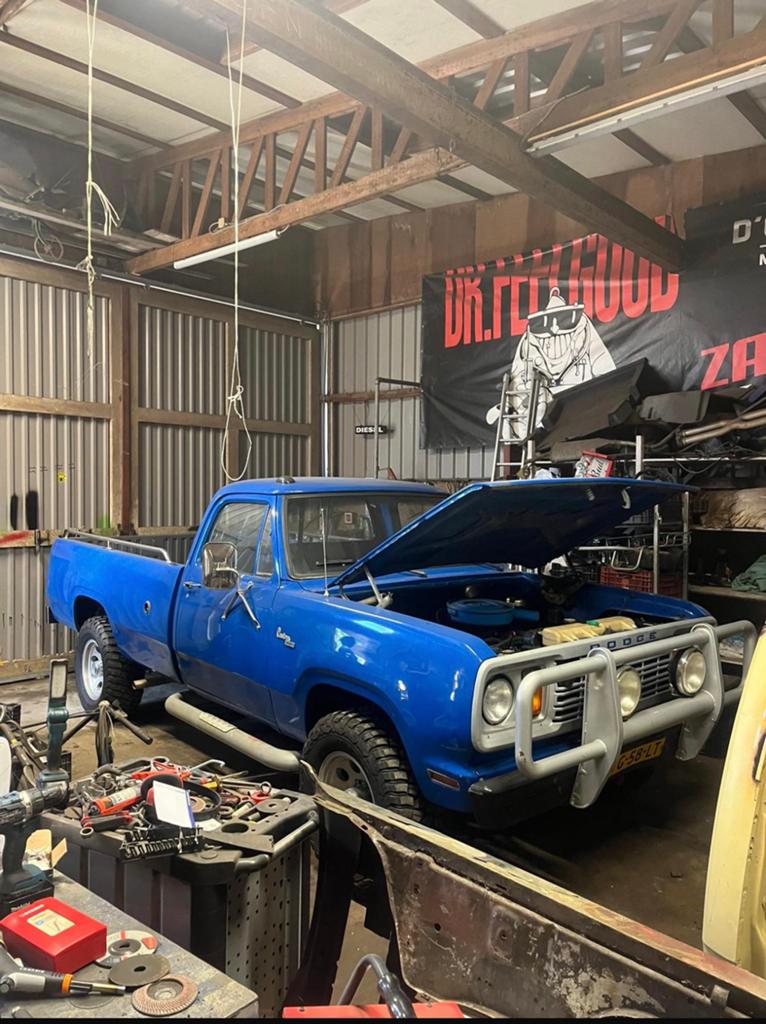 Dodge w200 1976 v8, Apk-keuring