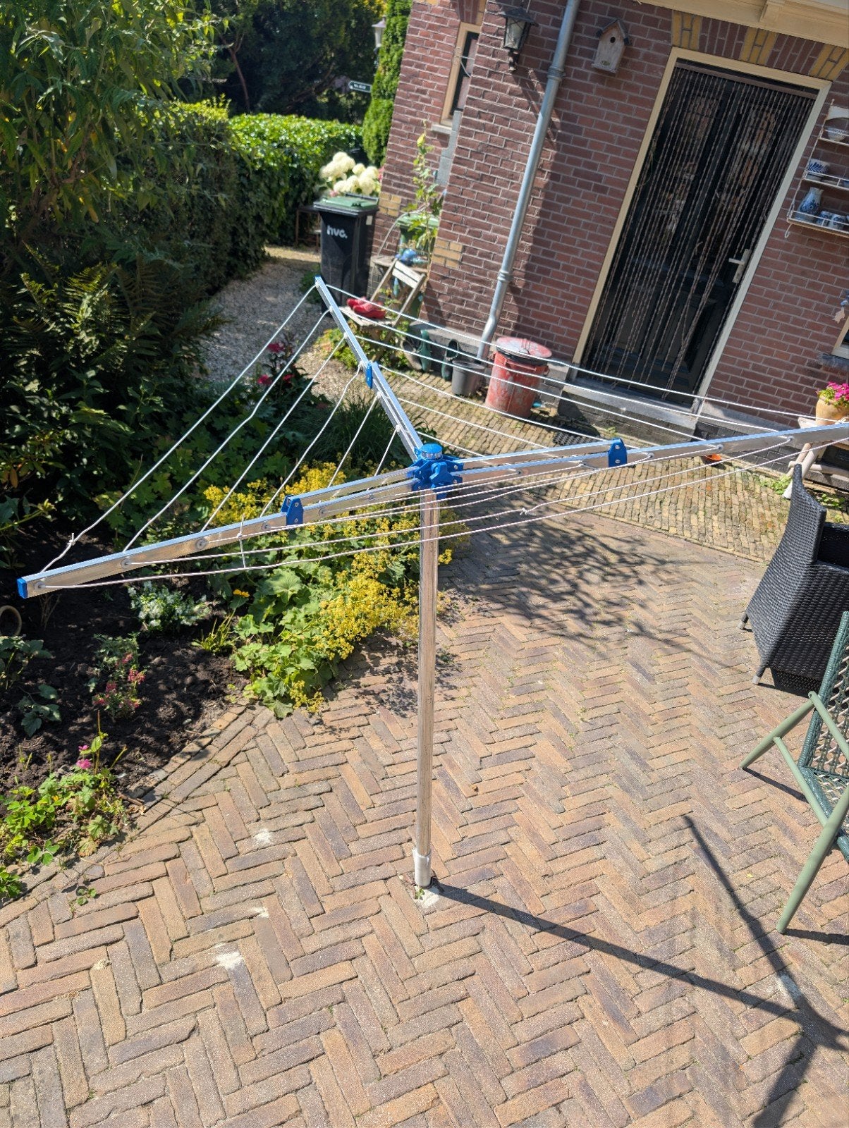 Lichtgewicht droogmolen op dissel neuswiel, Ophalen, Droogmolen