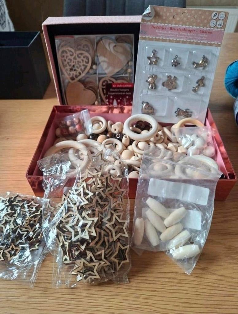 Houten kralen, ringen en meer., Hobby en Vrije tijd, Knutselen, Ophalen of Verzenden