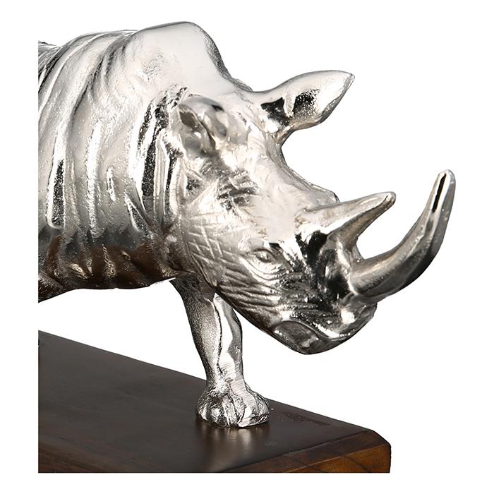 Beeld: Neushoorn en veel andere dieren, Niet ingevuld, Niet ingevuld, Niet ingevuld