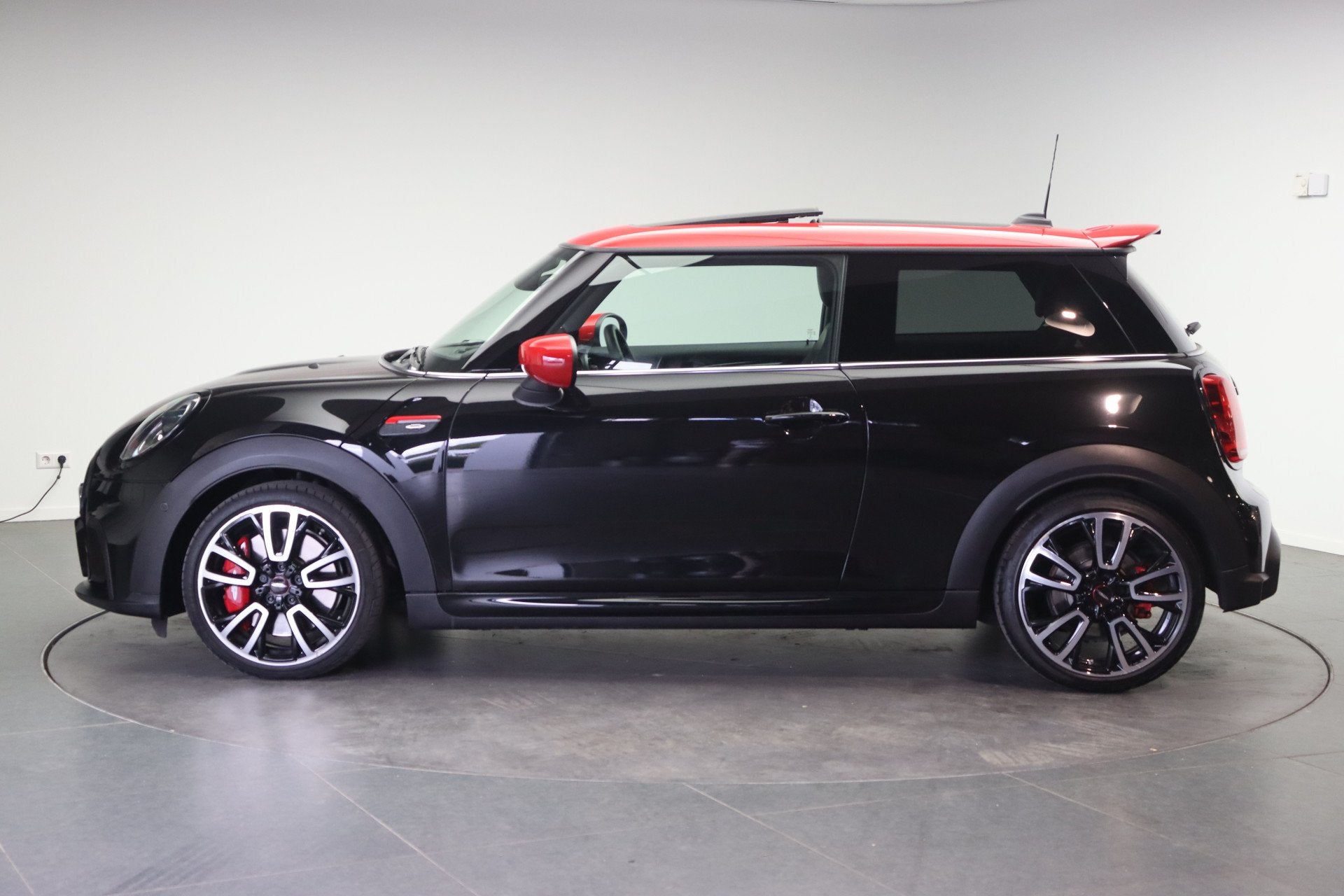 MINI Hatchback John Cooper Works Automaat / Panoramadak / Sp, Auto's, 232 pk, Gebruikt, 4 cilinders, Met garantie (alle)