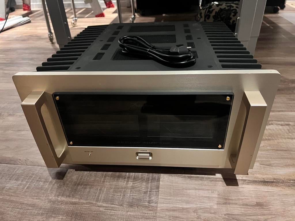 Accuphase P1000, Overige systemen, Zo goed als nieuw, 120 watt of meer, Ophalen