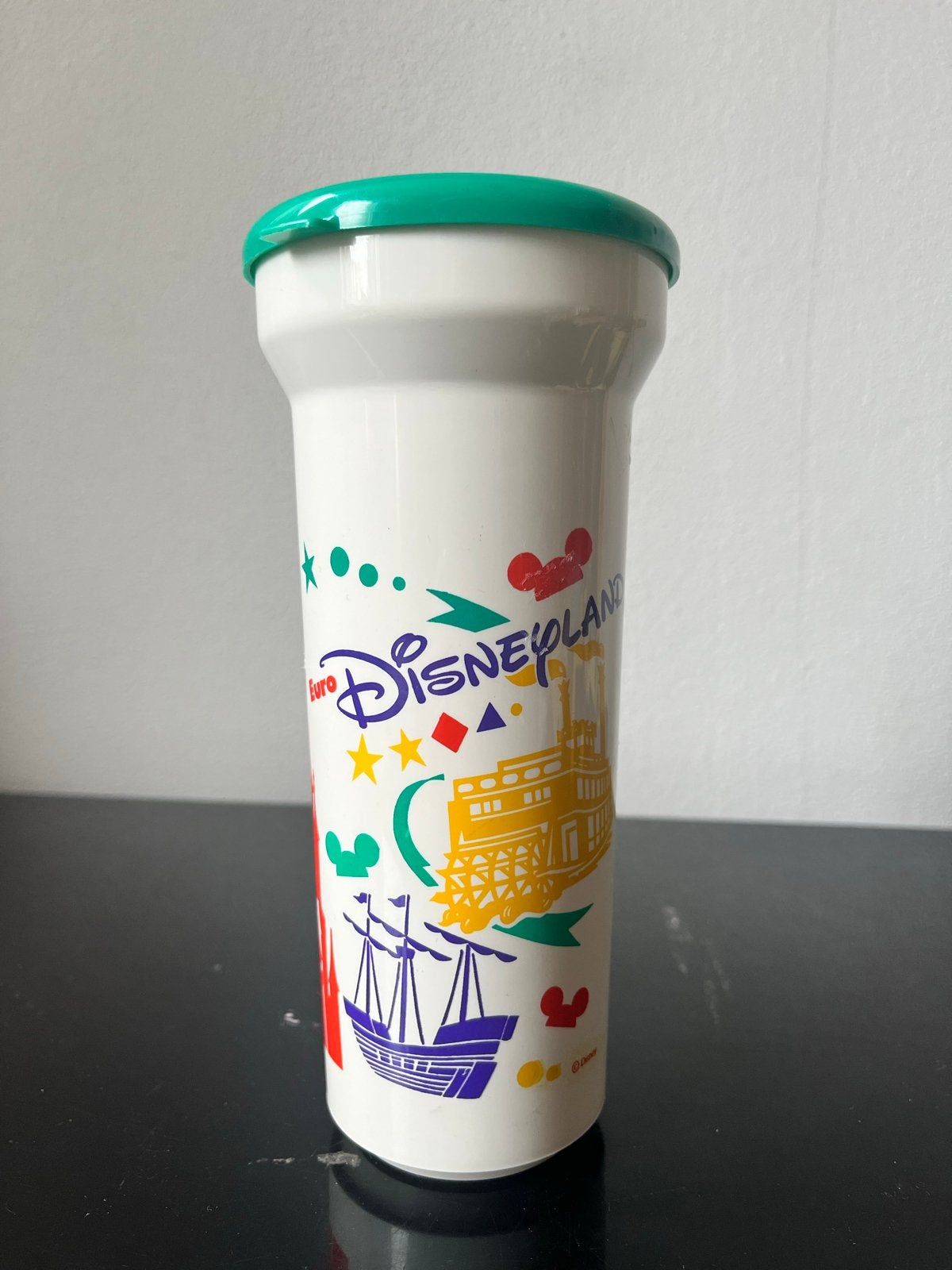 Vintage Euro Disneyland beker met deksel, Ophalen of Verzenden, Mickey Mouse, Gebruikt, Servies