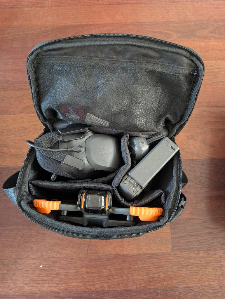 DJI Avata 2 + Goggles N3 + Motion controller 3, 250 tot 900 gram, Cameradrone, Return to Home, 5 tot 10 kilometer