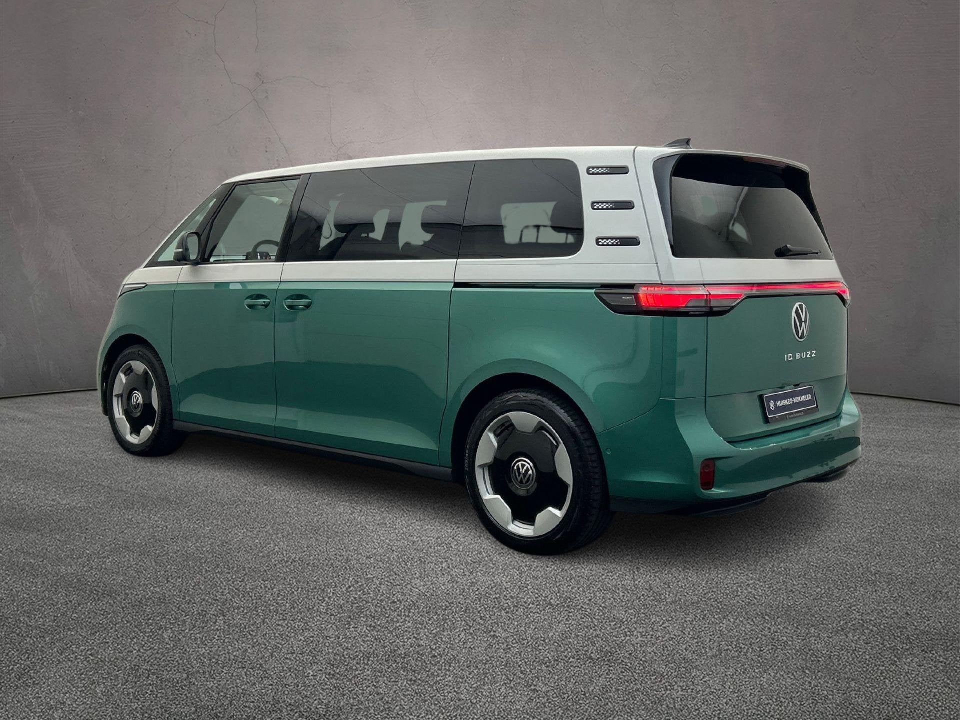Volkswagen ID. Buzz Pro Bulli 286pk 86 kWh LWB | €2.500,=, Achterwielaandrijving, Zwart, Automatische klimaatregeling, Nieuw
