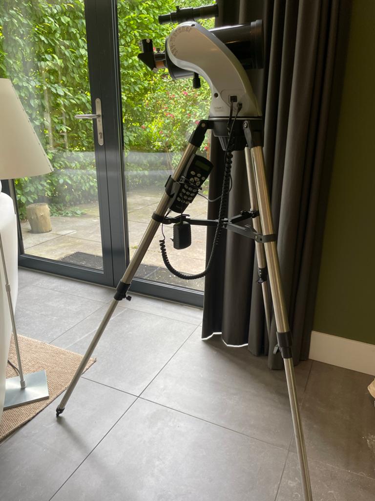 Skywatcher Telescoop met Statief en Accessoires, Audio, Tv en Foto, Optische apparatuur | Telescopen, Ophalen, 80 tot 200 mm, Met statief
