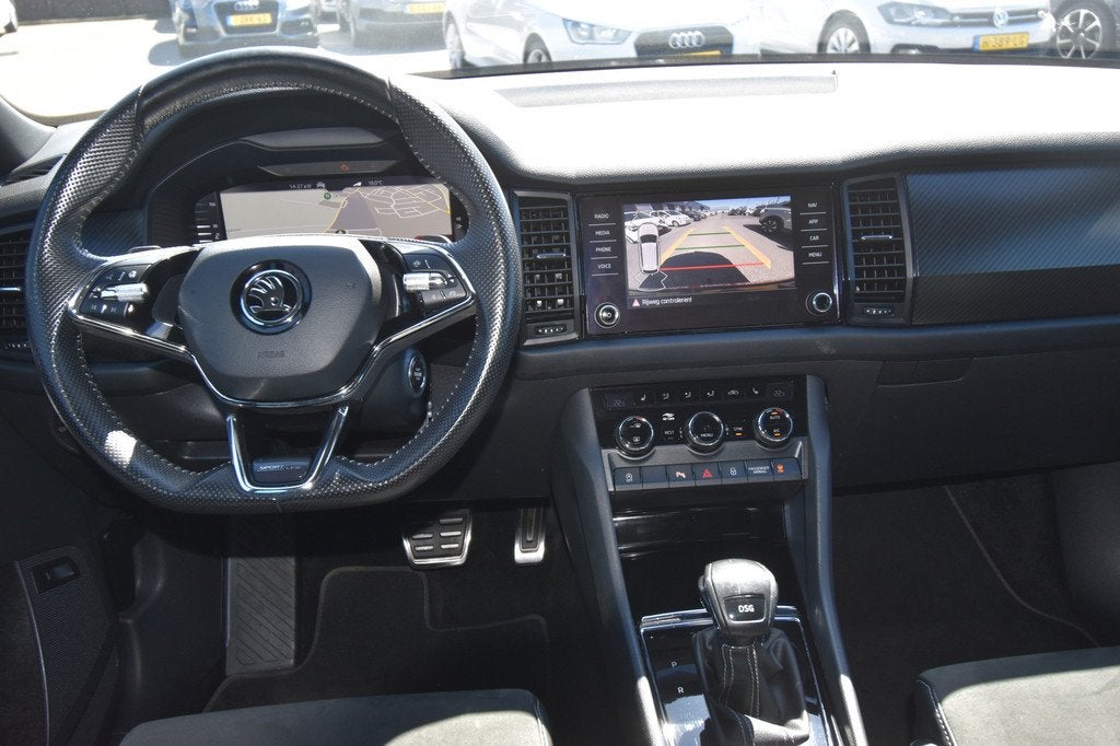 Skoda Kodiaq 1.5 TSI Sportline Business , TREKHAAK , VIRTUAL, Auto's, Skoda, 4 cilinders, 150 pk, 1481 kg, Zwart