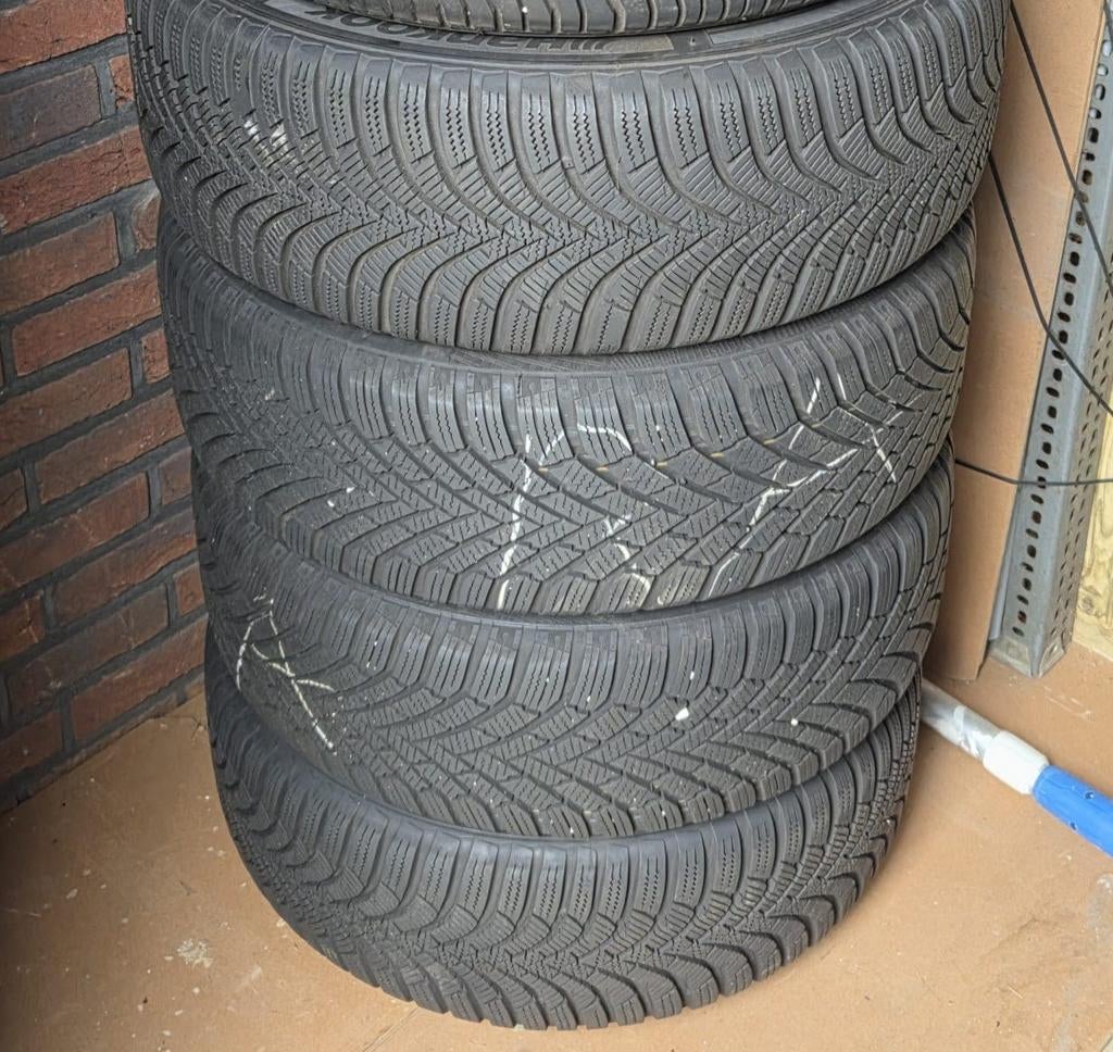 Set winterbanden 195/55R15, Auto-onderdelen, Banden en Velgen, Ophalen, Gebruikt, 15 inch, Banden en Velgen