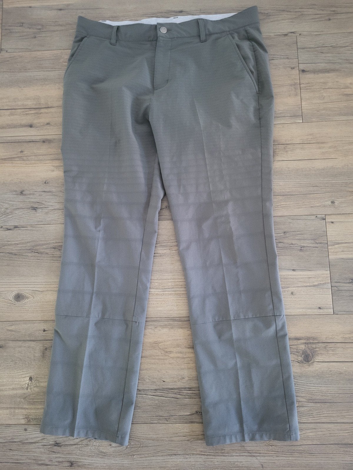 Adidas Heren Broek - Maat 34x30 - Zo goed als nieuw, Kleding | Heren, Broeken en Pantalons, Overige maten, Ophalen of Verzenden